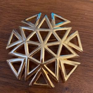 Vintage Monet Gold brooch